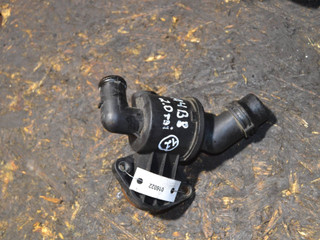 корпус термостата Audi A4 B8/8K (2007 - 2011), 2.0 л., TDi, дизель