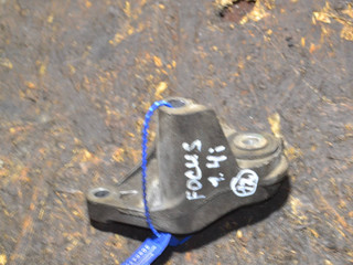 кронштейн КПП Ford Focus 2 поколение (2004 - 2008), 1.4 л., ASDA, бензин, МКПП, 3M516P093D