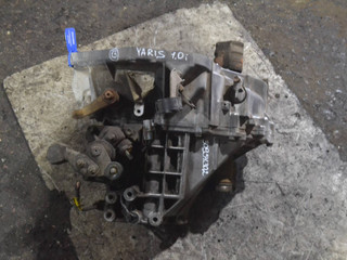 КПП механическая (МКПП) Toyota Yaris XP9 (2005 - 2009), 1.0 л., 1KR-FE, бензин