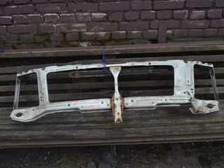 передняя панель крепления облицовки (телевизор) Volkswagen LT 2 поколение (1996 - 2005), 2.5 л., дизель