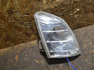 поворотник правый Nissan X-Trail T30 (2000 - 2004), 2.2 л., дизель