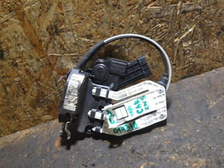 замок двери задней правой Kia Carens 2 поколение (2002 - 2006), 2.0 л., CRDi, D4EA, дизель, 814201D010