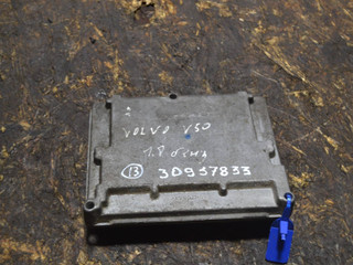 блок управления двигателем Volvo V50 1 поколение (2004 - 2007), 1.8 л., бензин, 30743371