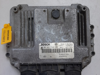 блок управления двигателем Renault Megane 2 поколение 2002, 1.9 л., дизель, хетчбэк 5 дв., 8200391966