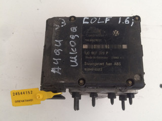 блок ABS Volkswagen Golf 4 поколение 1998, 1.6 л., бензин, хетчбэк 5 дв., 1J0907379P