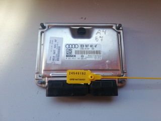 блок управления двигателем Audi A4 B7 2004, 8E0907401AF, 0281012142