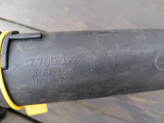 патрубок интеркулера Renault Master 2 поколение 2002, 7700312297