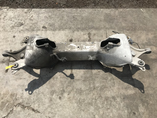 балка подвески задняя Citroen C5 2 поколение 2010, 9640718710