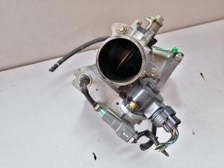 заслонка дроссельная Toyota Avensis 2 поколение (T250) 2004, 2.0 л., дизель