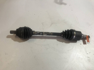 полуось передняя левая (приводной вал, ШРУС) Ford Focus 2 поколение (2004 - 2008), 1.8 л., бензин