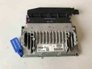 блок управления двигателем Renault Grand Scenic 3 поколение (2009 - 2012), 310320036R