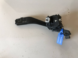 переключатель подрулевой (стрекоза) Volkswagen Golf 5 поколение (2003 - 2009), 1K0953513A