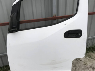 дверь передняя левая Nissan NV200 1 поколение (2009 - 2026)