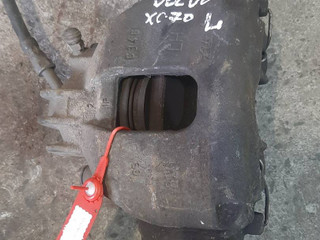 суппорт передний левый Volvo XC70 1 поколение 2004, 2.4 л., дизель, LH9209724