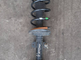 стойка передняя правая Renault Duster 1 поколение 2013, 1.5 л., дизель, 8200813791