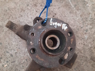 ступица передняя правая Renault Logan 1 поколение (2004 - 2009), 1.5 л., дизель