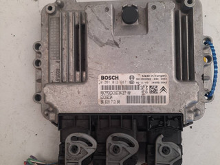 блок управления двигателем Citroen C4 1 поколение (2004 - 2008), 1.6 л., дизель, 9661971380