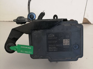 блок ABS Renault Megane 3 поколение (2008 - 2014), 476602272R