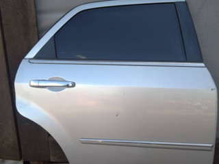 дверь задняя правая Chrysler 300C 1 поколение (2004 - 2011)
