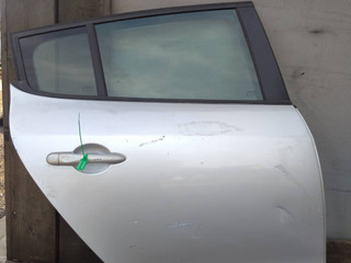 дверь задняя правая Renault Megane 3 поколение (2008 - 2014)