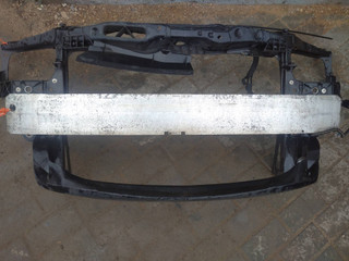 передняя панель крепления облицовки (телевизор) Opel Corsa D (2006 - 2010)