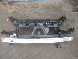передняя панель крепления облицовки (телевизор) Renault Scenic 2 поколение (2003 - 2006)