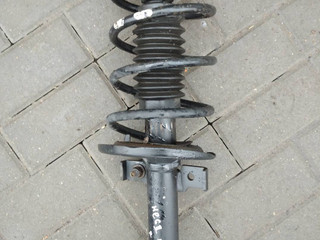 стойка передняя правая Renault Megane 2 поколение (2002 - 2006), 1.9 л., дизель
