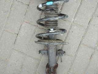 стойка передняя левая Renault Espace 4 поколение (2002 - 2006), 2.0 л., дизель