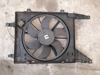 вентилятор радиатора Renault Scenic RX4 1 поколение (1996 - 1999), 1.9 л., дизель, 8200065257