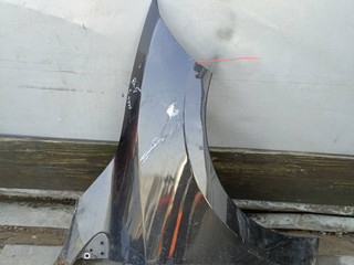 крыло переднее правое Renault Megane 3 поколение (2008 - 2014)