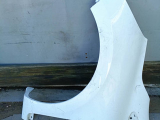 крыло переднее левое Renault Clio 4 поколение (2012 - 2016), 631017334R