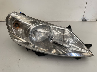 фара правая Peugeot Expert 2 поколение (2007 - 2012), 89901160