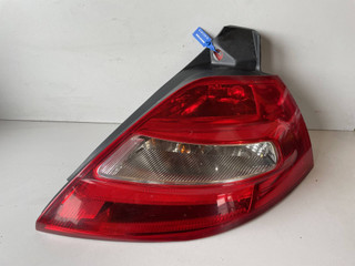 фонарь задний правый Renault Megane 2 поколение [рестайлинг] (2006 - 2012), хетчбэк 5 дв., 8200413216