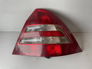фонарь задний правый Mercedes-Benz C-Класс W203/S203/CL203 [рестайлинг] (2004 - 2008), A2035406234