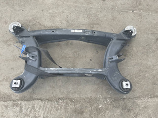балка подвески задняя Mercedes-Benz C-Класс W205/S205/C205 (2014 - 2018), 1.6 л., дизель, 2053508211