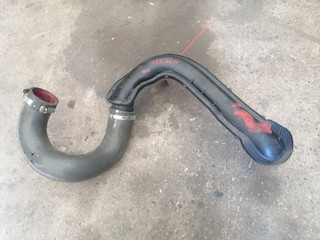 патрубок интеркулера Renault Trafic 2 поколение (2001 - 2006), 8200526443, 93857913