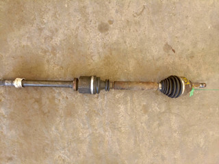 полуось передняя правая (приводной вал, ШРУС) Renault Laguna 3 поколение (2007 - 2012), 1.5 л., дизель, МКПП