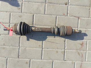 полуось передняя левая (приводной вал, ШРУС) Citroen C4 Picasso 1 поколение (2006 - 2013), 1.8 л., бензин