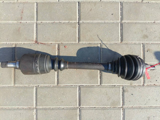 полуось передняя левая (приводной вал, ШРУС) Citroen C8 1 поколение (2002 - 2008), 2.0 л., дизель