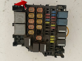 блок предохранителей Ford Fiesta 6 поколение (2008 - 2013), 1.6 л., дизель, AV5T-14K012-PHE