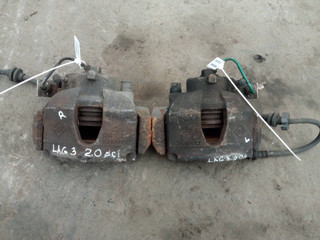 суппорт передний левый Renault Laguna 3 поколение (2007 - 2012), 2.0 л., дизель