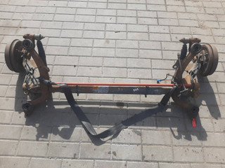 балка подвески задняя Peugeot 206 1 поколение [рестайлинг] (2002 - 2009)