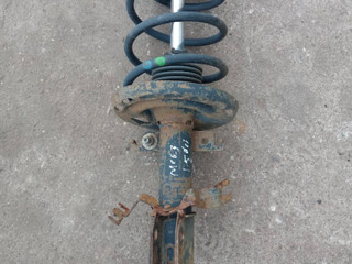 стойка передняя правая Renault Megane 3 поколение (2008 - 2014), 540340002R