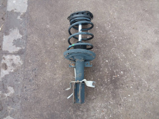 стойка передняя правая Renault Megane 3 поколение (2008 - 2014), 540340002R