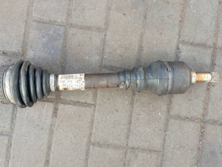 полуось передняя левая (приводной вал, ШРУС) Citroen Xsara Picasso 1 поколение (1999 - 2004), 1.8 л., бензин, 9623687180