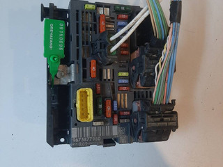 блок предохранителей Peugeot 308 T7 (2007 - 2011), 9675877980, BSMR02