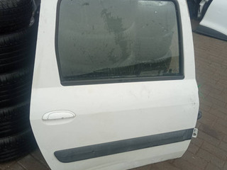 дверь задняя правая Renault Logan 1 поколение [рестайлинг] 2010