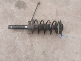 стойка передняя левая Renault Megane 2 поколение (2002 - 2006), 8200222463