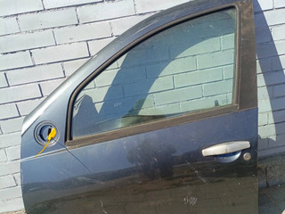 дверь передняя левая Renault Sandero 1 поколение (2009 - 2014)