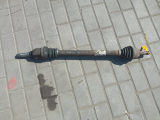 полуось передняя правая (приводной вал, ШРУС) Peugeot 207 1 поколение (2006 - 2009), 1.6 л., бензин